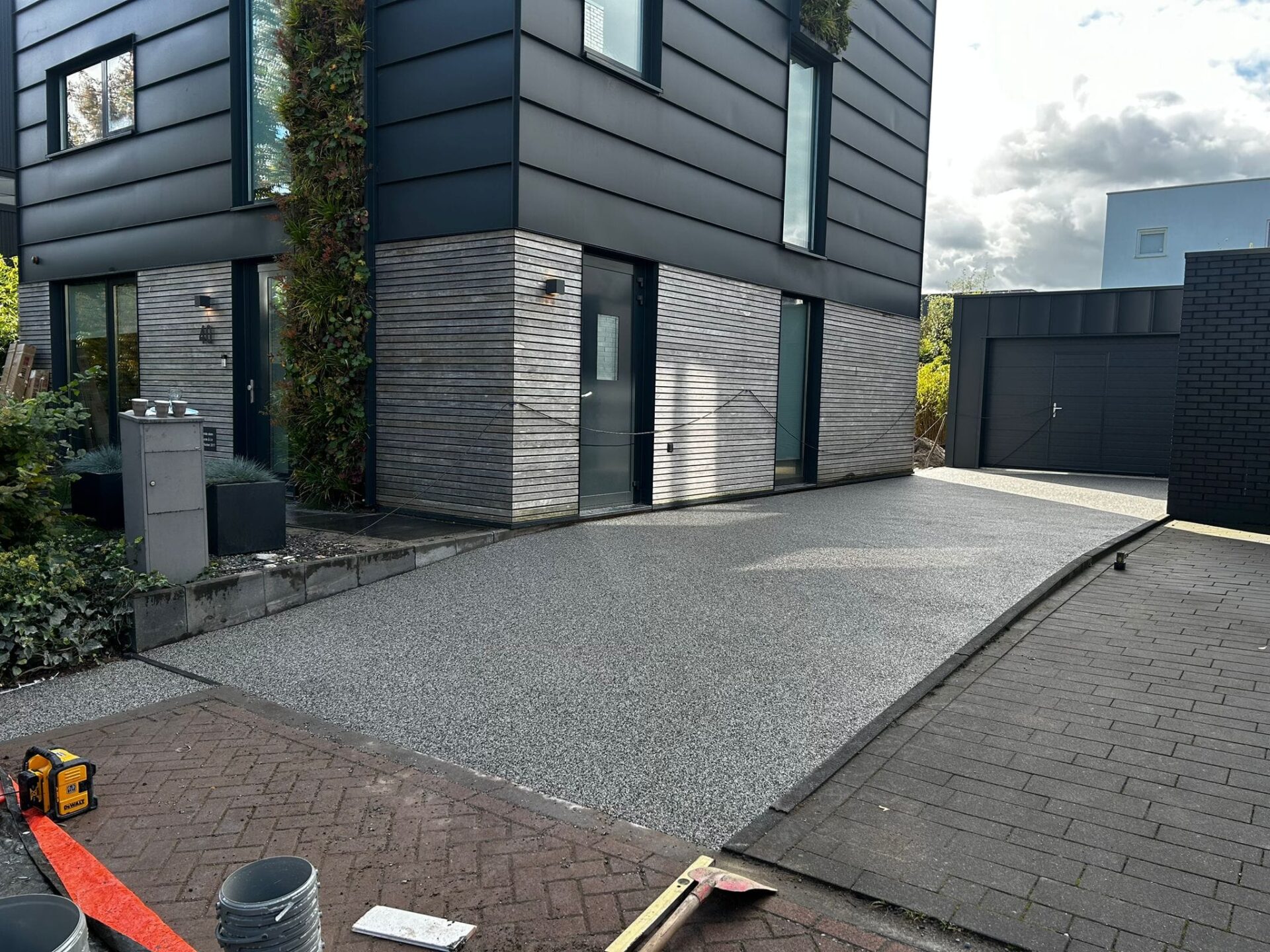 Harsgebonden grind aangelegd door Step Stones
