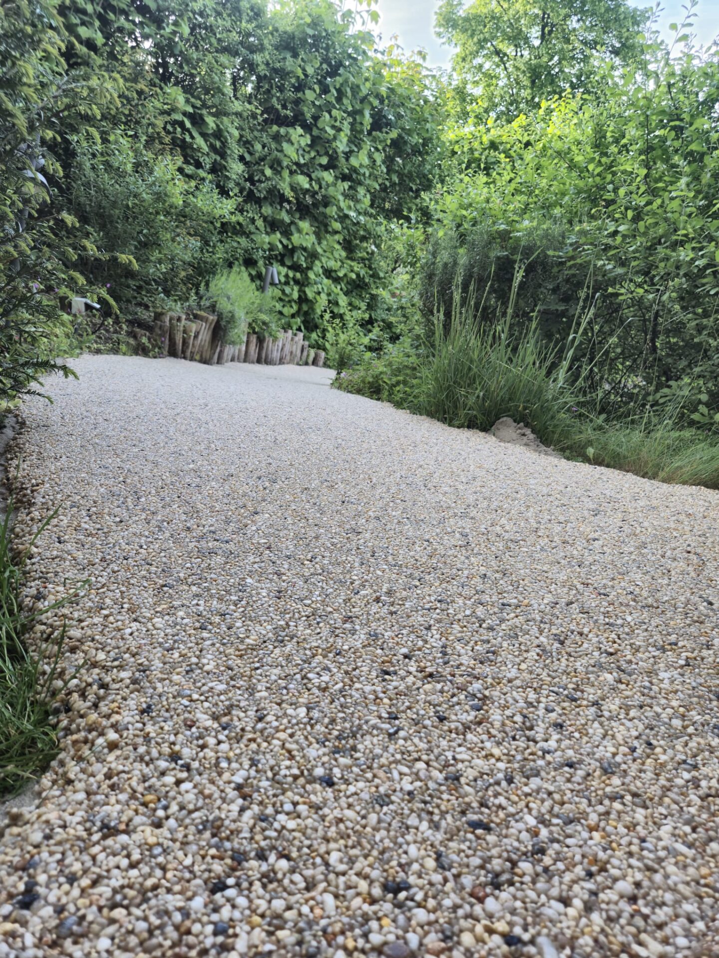 Harsgebonden grind aangelegd door Step Stones