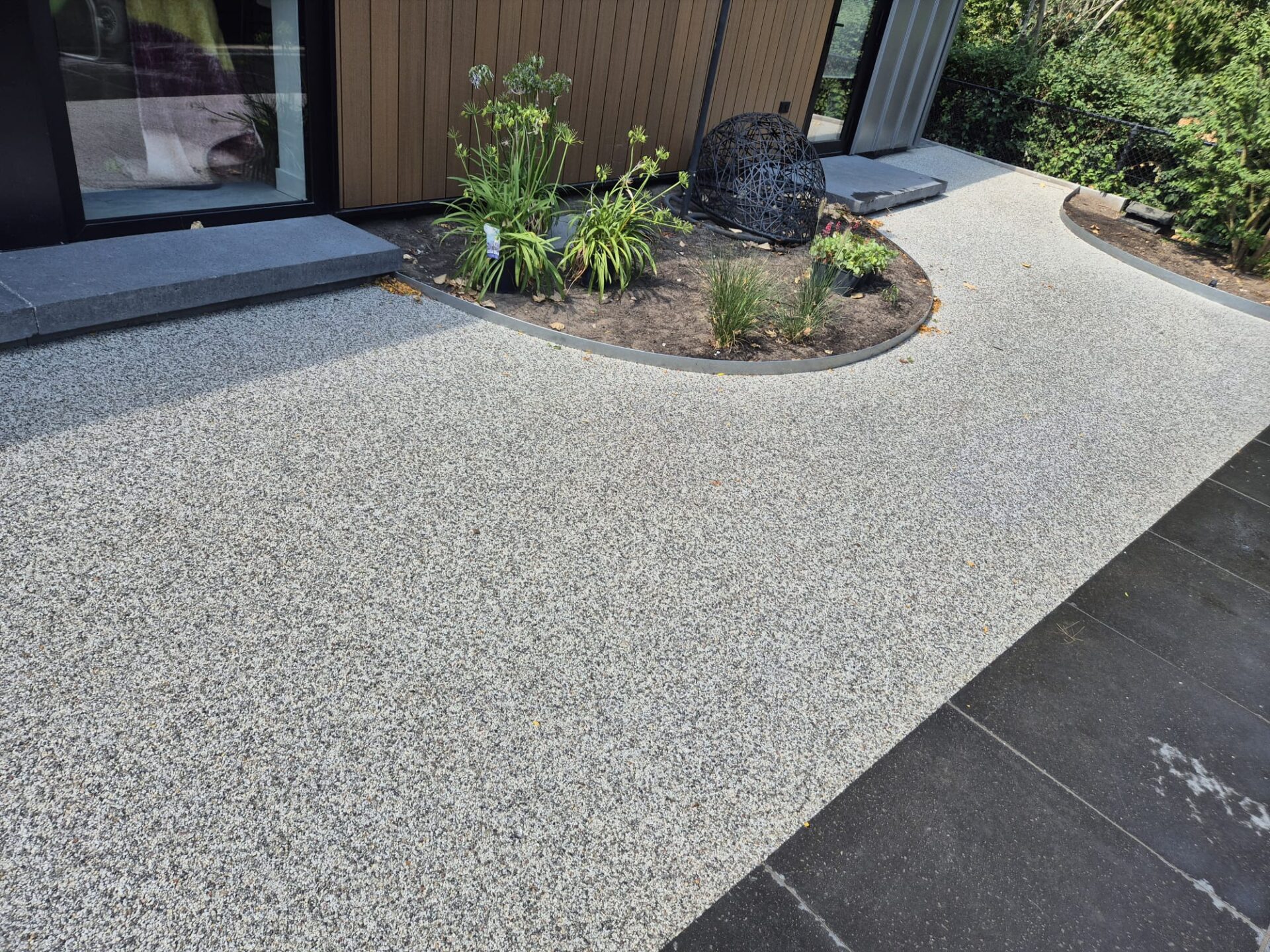 Project met harsgebonden grind van Step Stones
