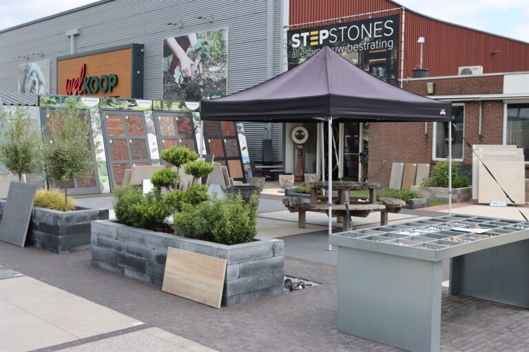 Stepstones in Hengelo in de showtuin van Stepstones in Hengelo